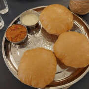 Aloo Poori (3 Pcs) (VE)